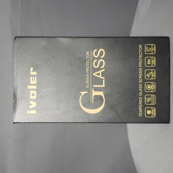 NWT iVoler Google Pixel 4a Black Carbon Design W/3 Glass screen protectors - Picture 2 of 4